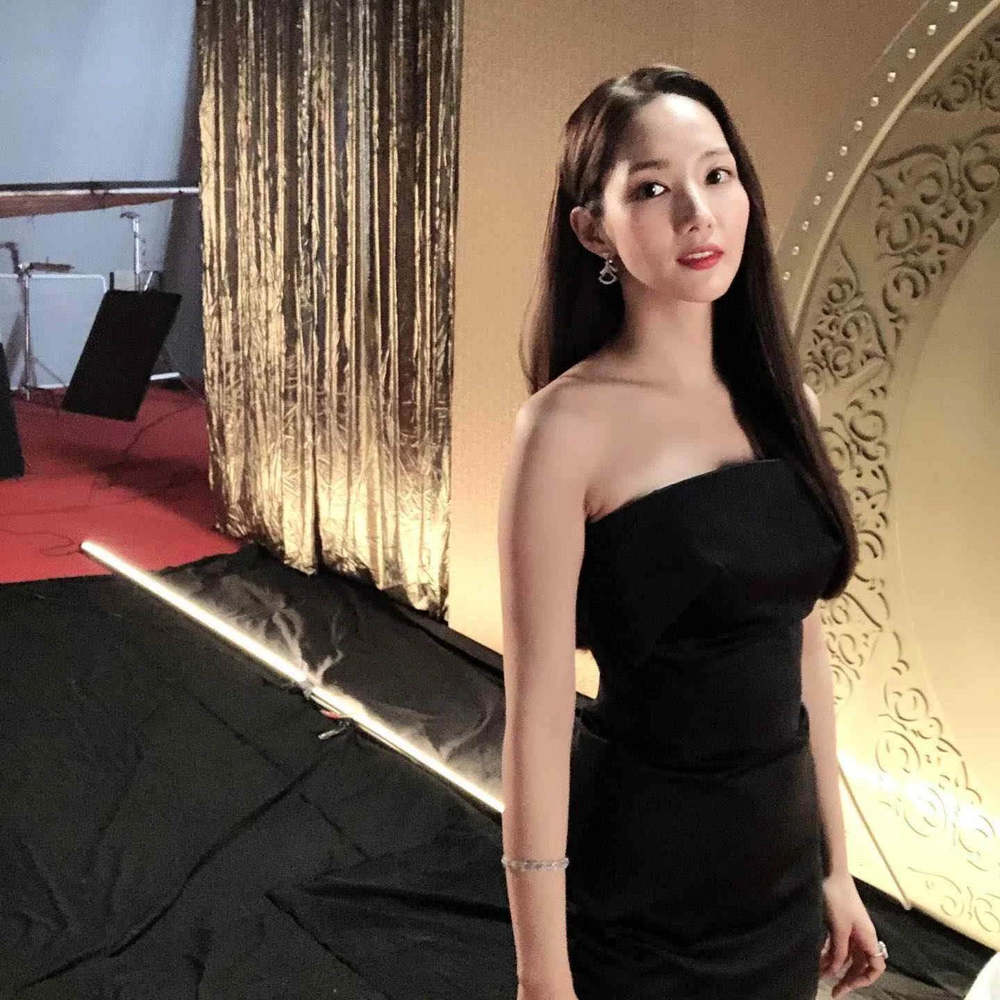 Park Min Young - park-min-young-hot-23.webp